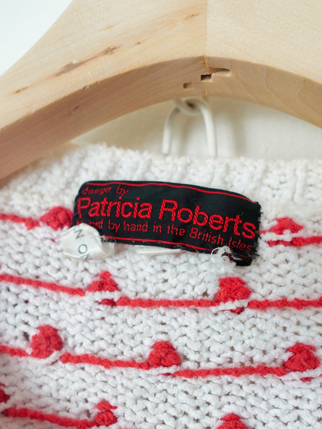 80's Patricia Roberts Strawberry Cardigan-closiTherapi | vinTage