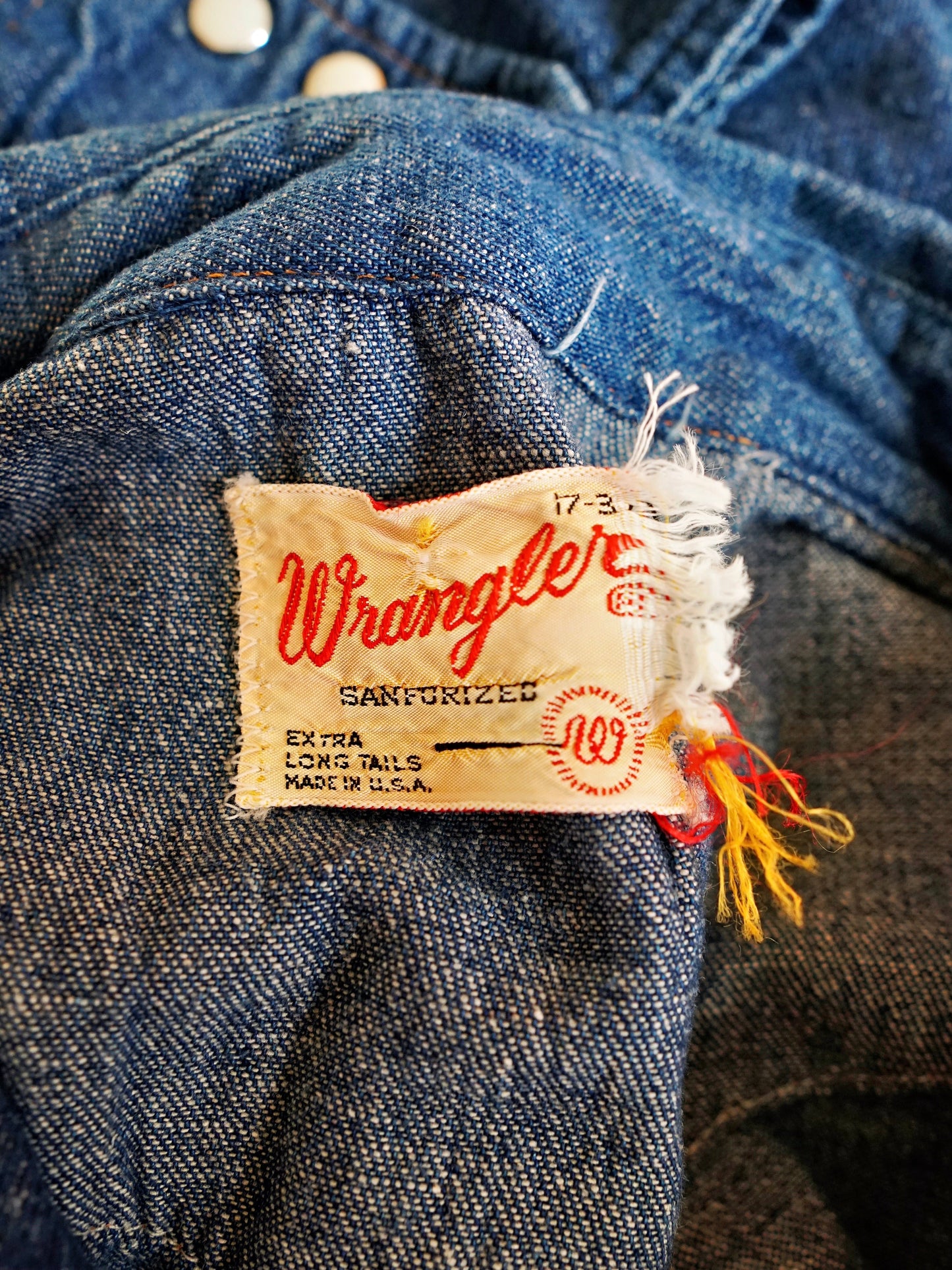 Vintage 70's Wrangler Sanforized Denim Shirt-closiTherapi | vinTage