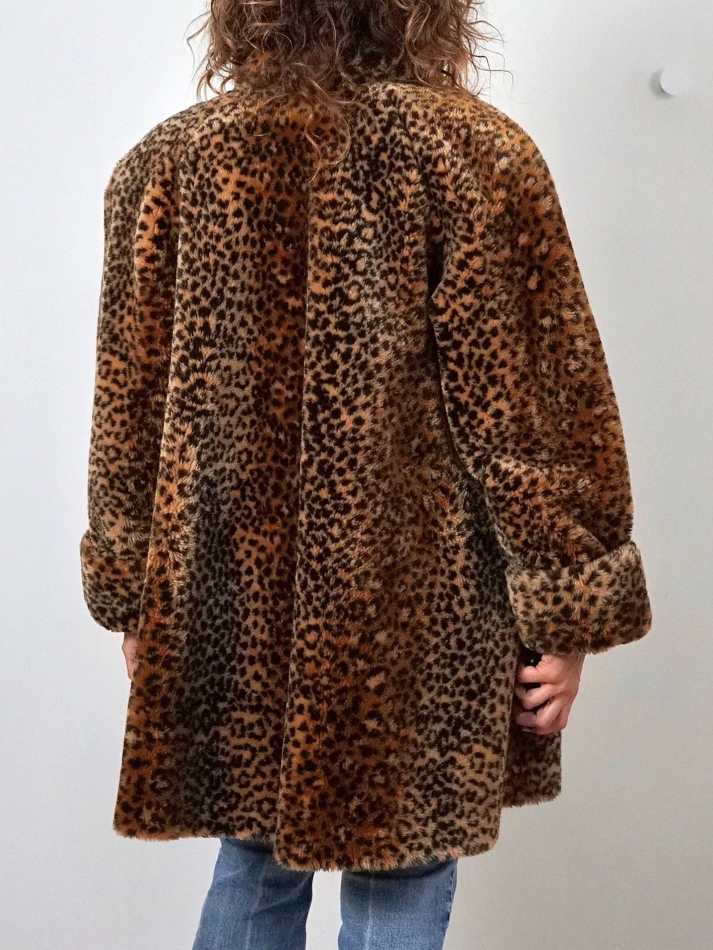Vintage 80's Leopard Fur Swing Coat-closiTherapi | vinTage
