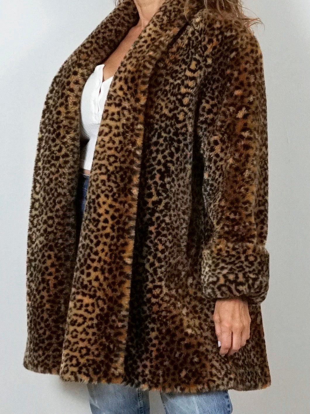 Vintage 80's Leopard Fur Swing Coat-closiTherapi | vinTage