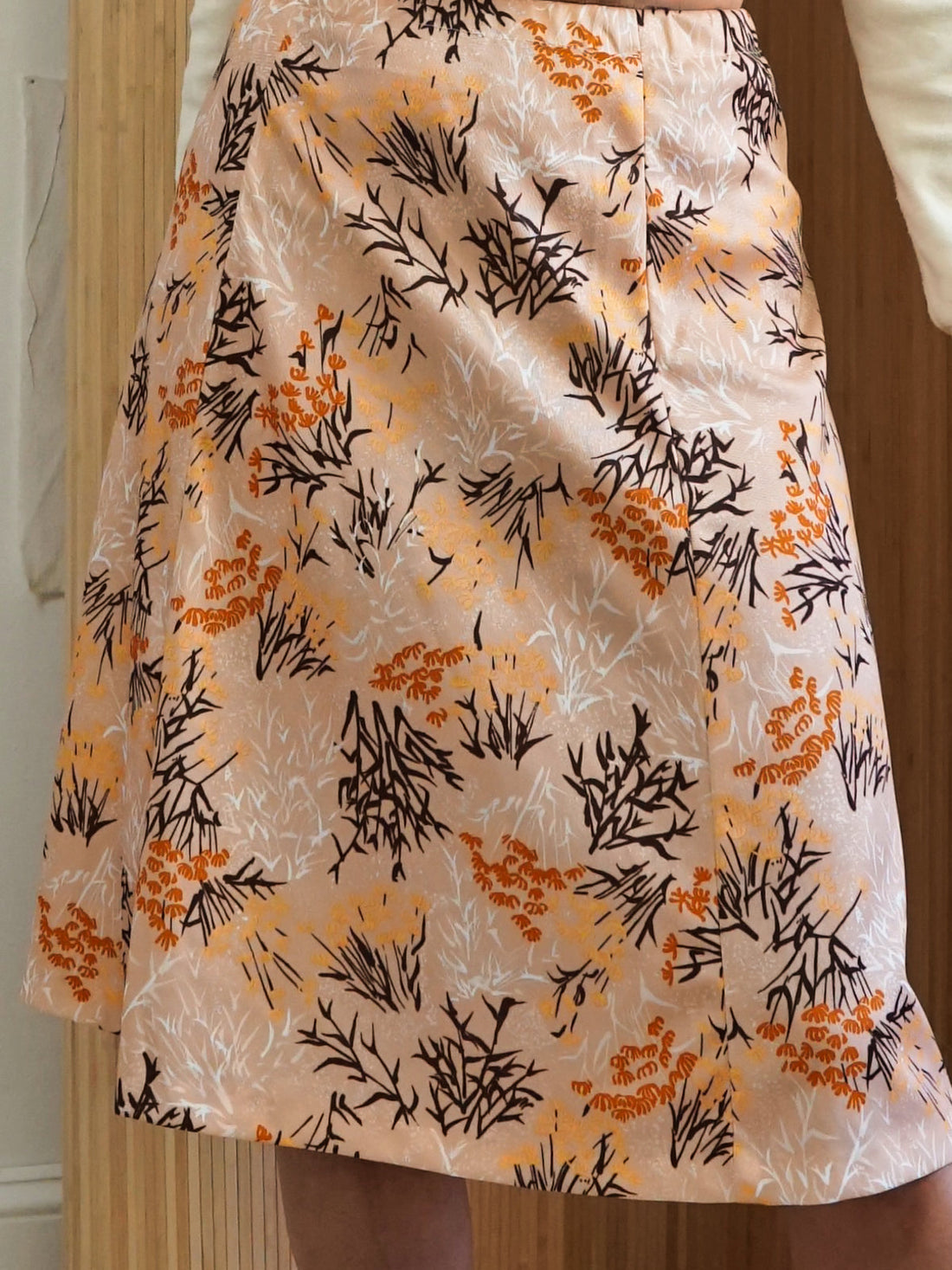 Vintage Cantaloupe Floral Skirt-closiTherapi | vinTage