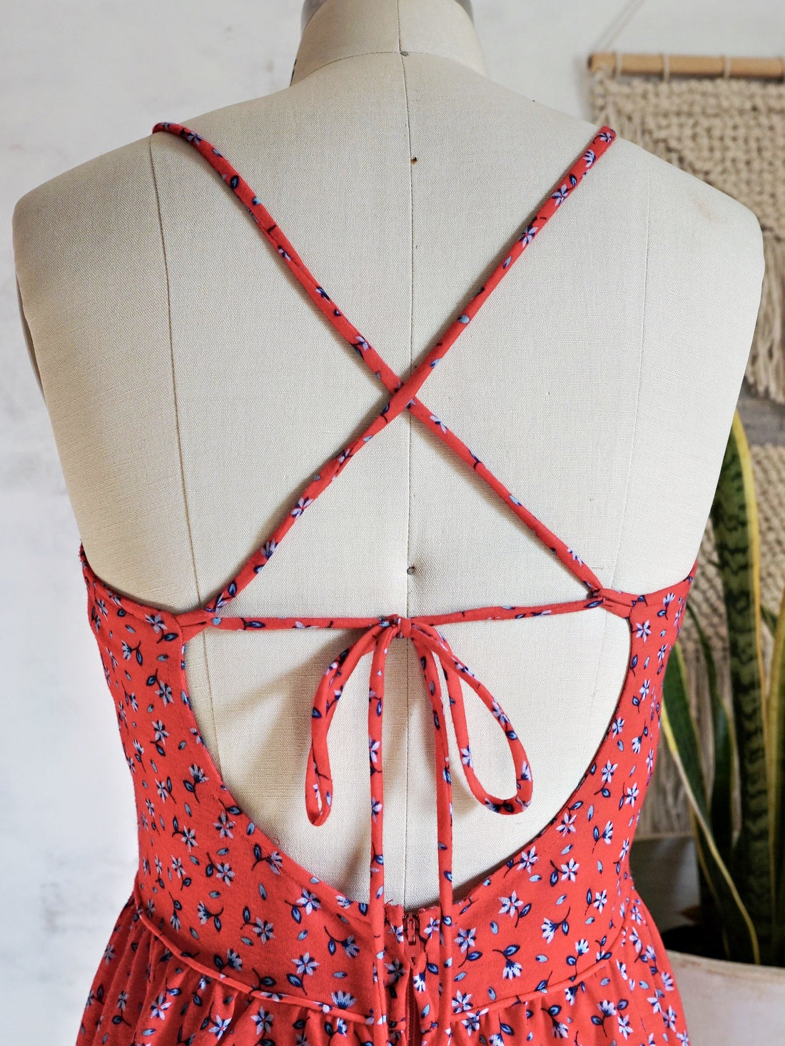 Vintage Floral Tie Back Dress-closiTherapi | vinTage