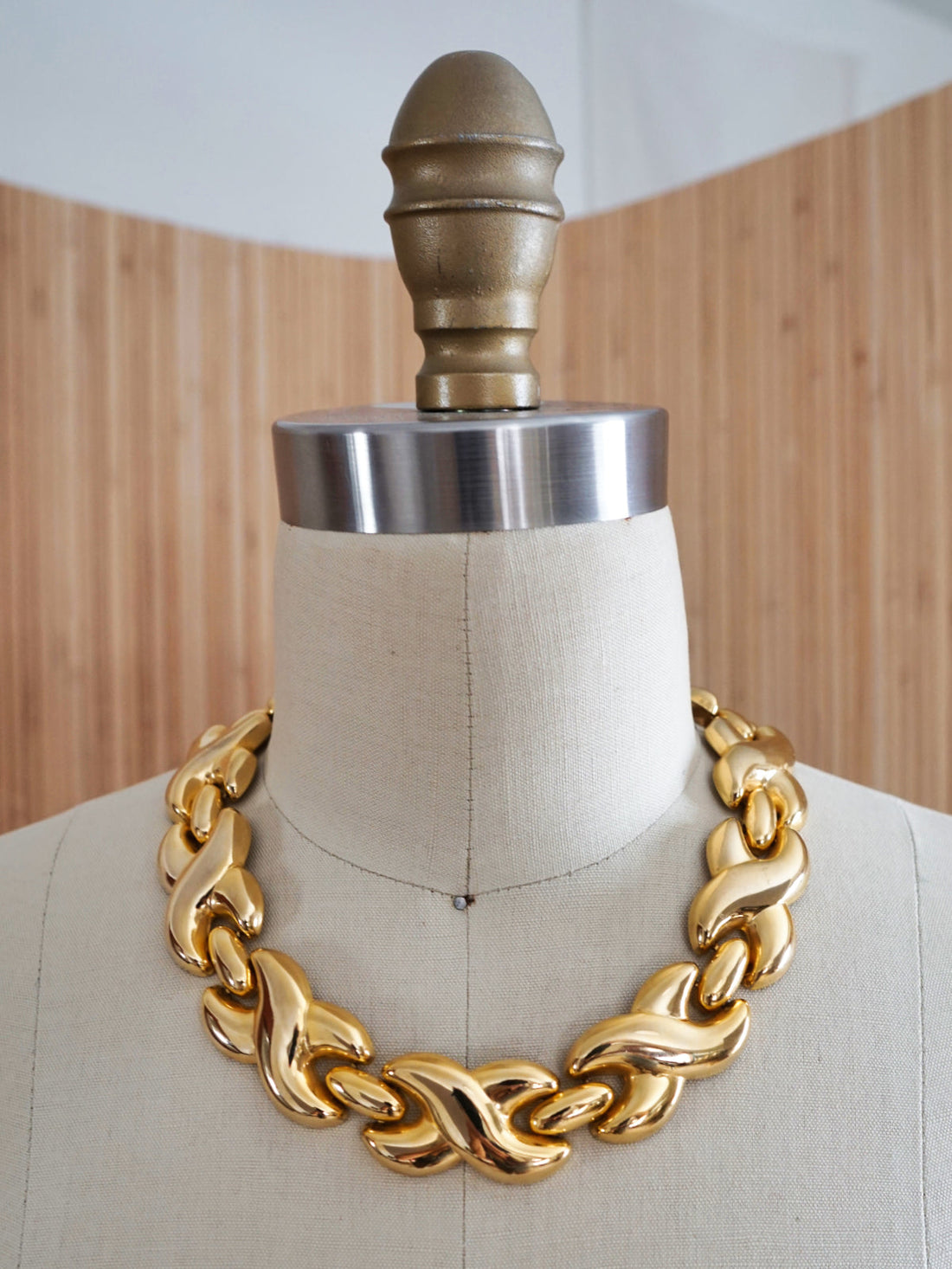 Vintage Golden X Choker Necklace-closiTherapi | vinTage