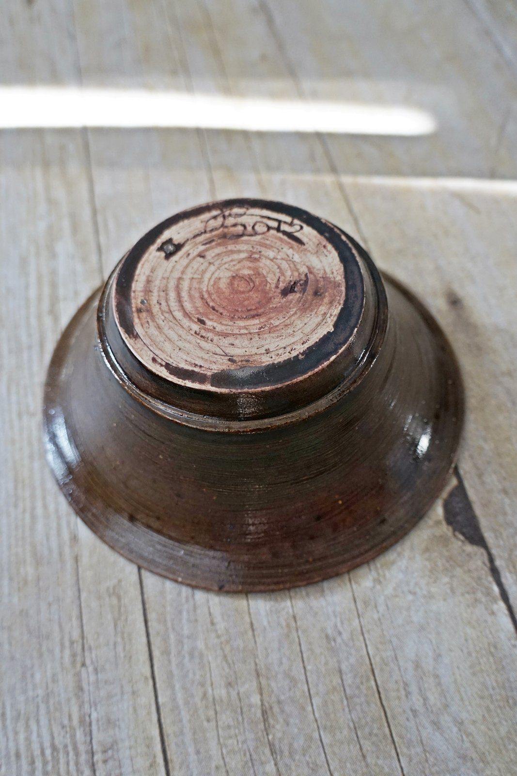 Handmade Ceramic Starburst Bowl-closiTherapi | vinTage