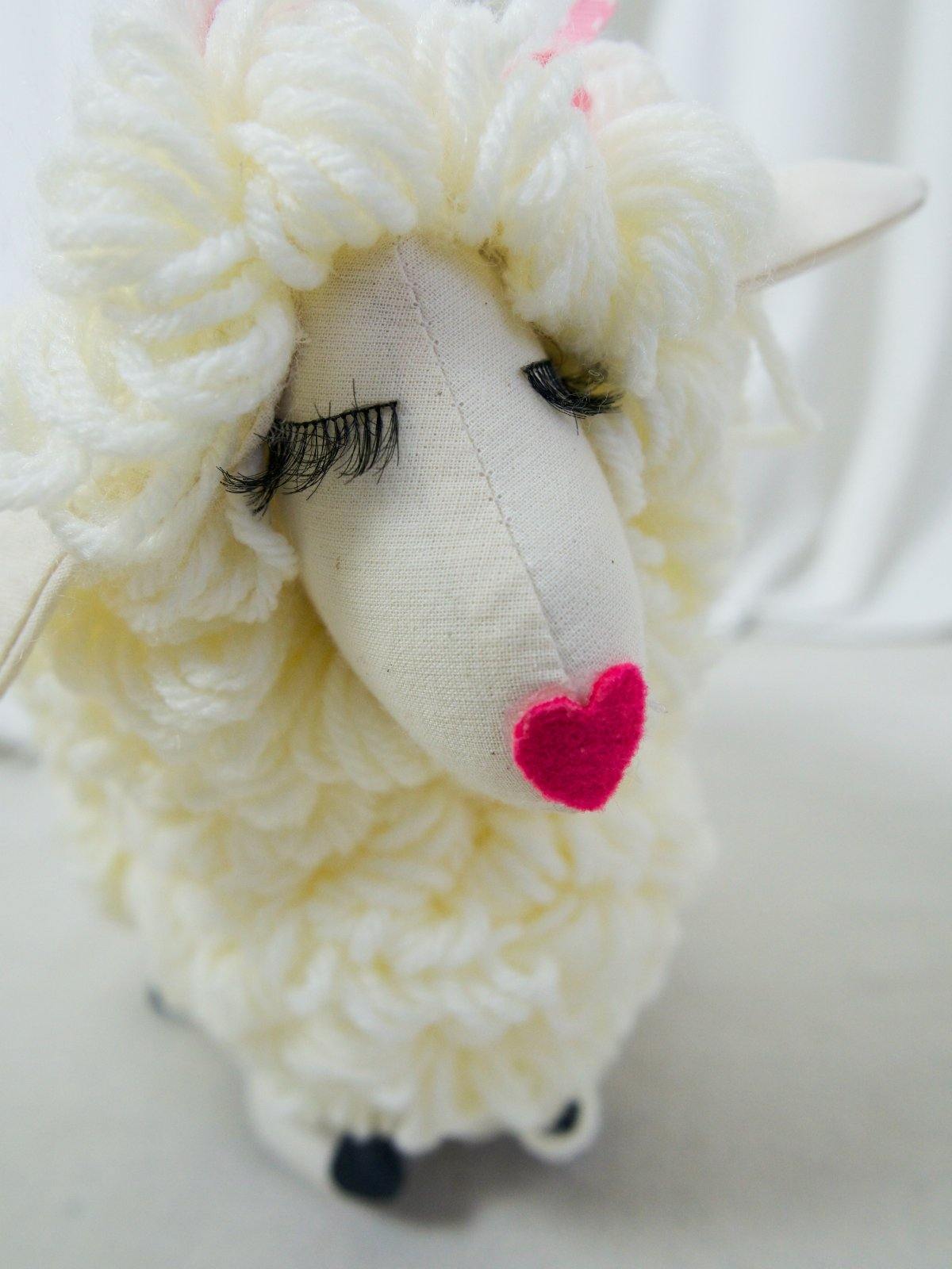 Handmade Loop Yarn Curly Sheep-closiTherapi | vinTage