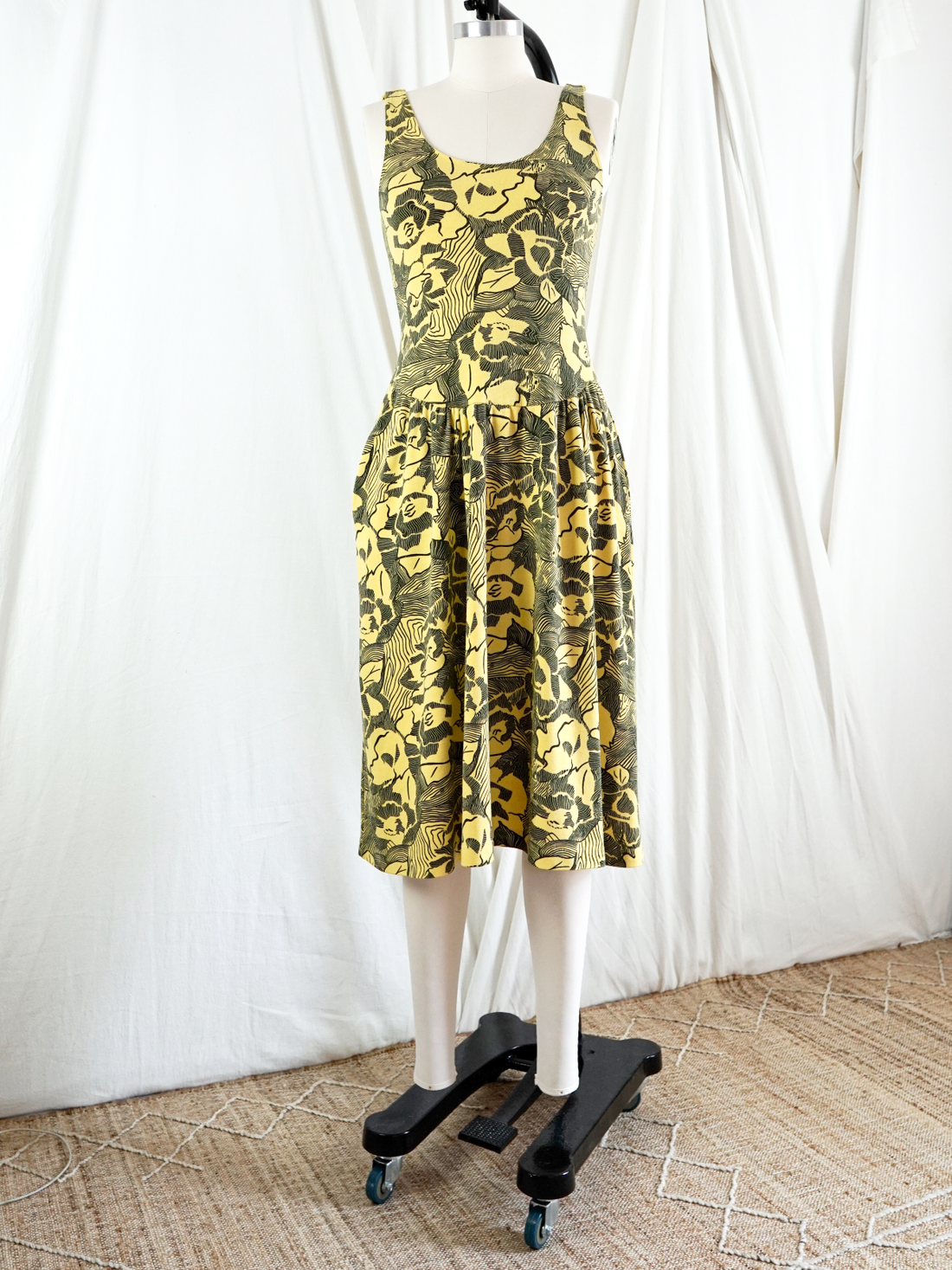 Vintage Canary Yellow Floral Sundress-closiTherapi | vinTage