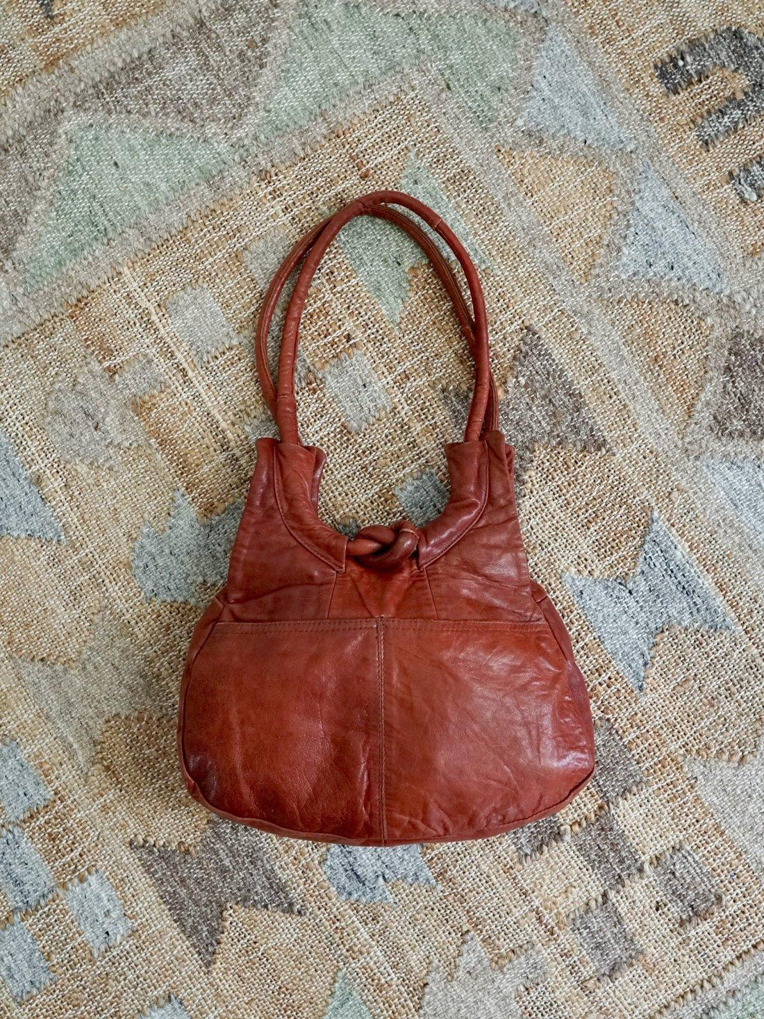 Vintage Cinnamon Hobo Leather Bag-closiTherapi | vinTage