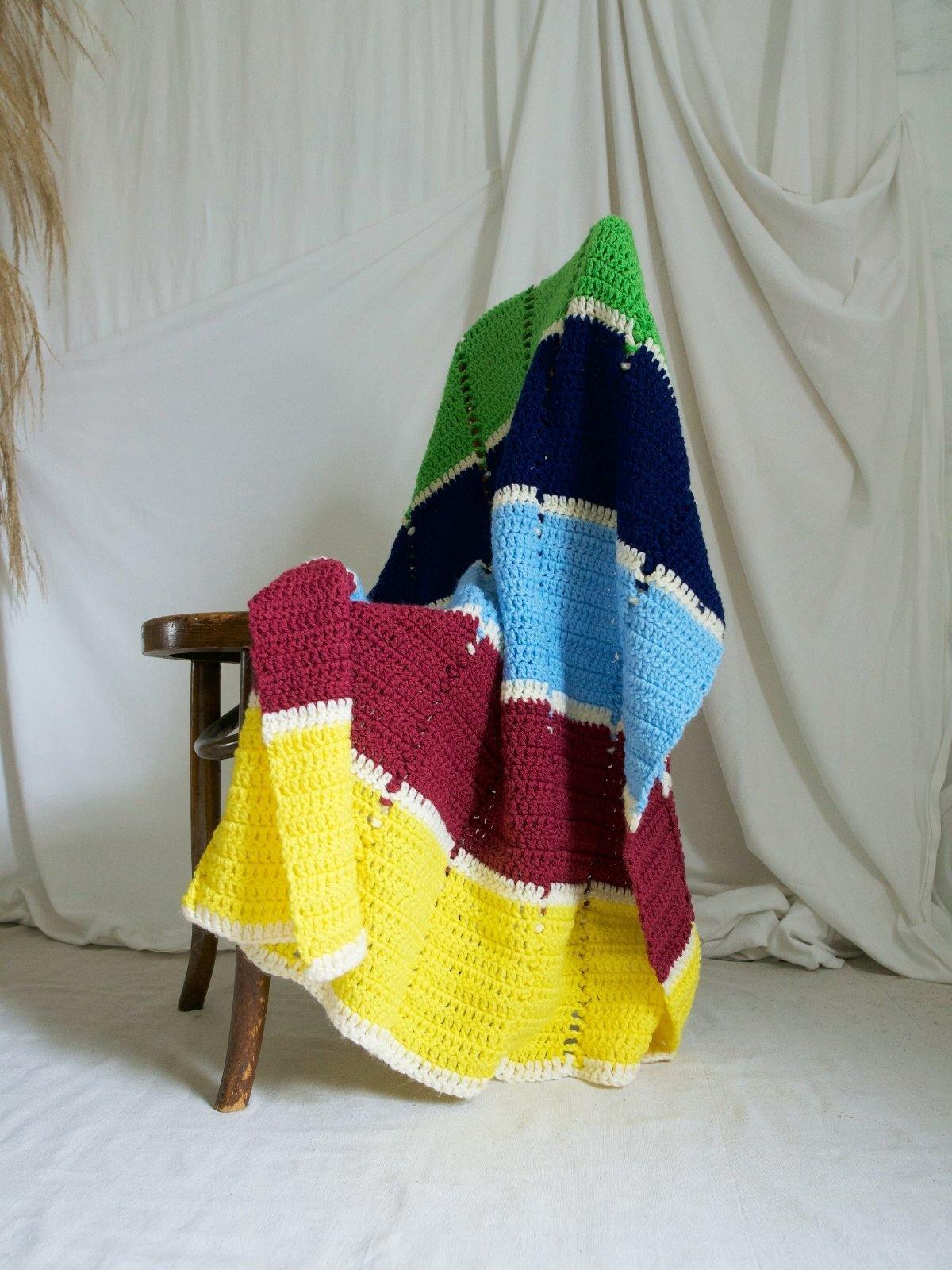 Vintage Colorblock Chain Stitch Throw Blanket-closiTherapi | vinTage