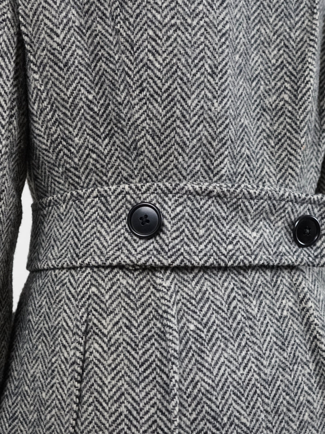 Vintage Herringbone Wool Belted Coat-closiTherapi | vinTage
