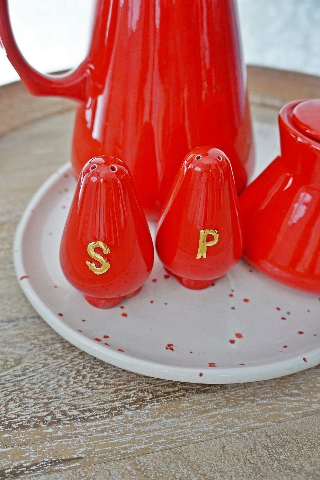 Vintage Mid Century Ceramic Salt/Pepper Server Set-closiTherapi | vinTage