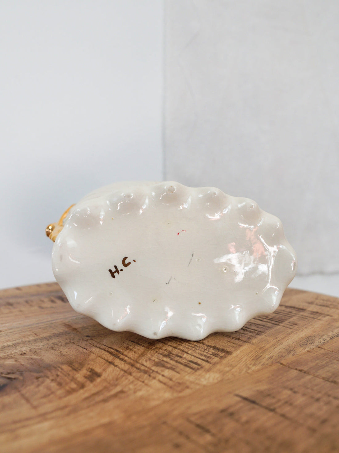 Vintage Opalescent Shell Ceramic Vase-closiTherapi | vinTage