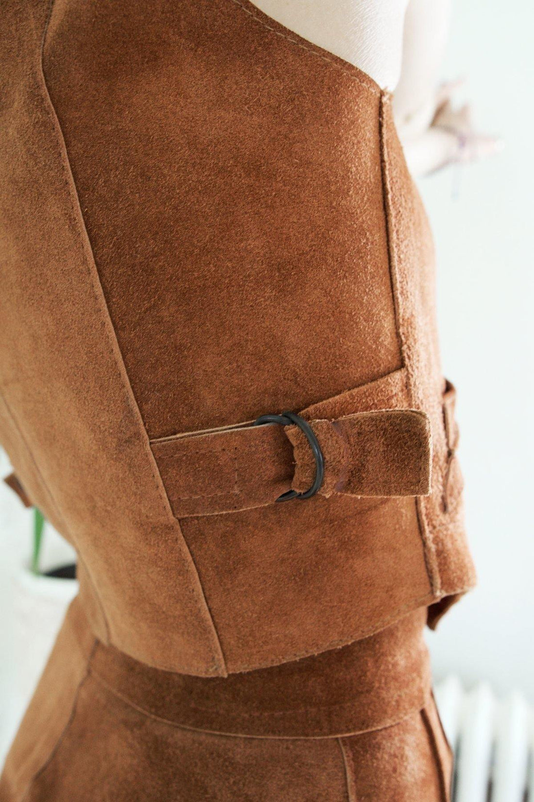 Vintage Sienna Suede Vest + Skirt Set-closiTherapi | vinTage