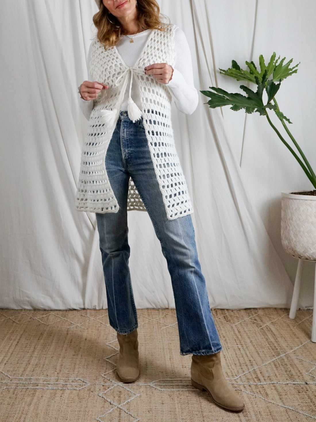 Vintage Vanilla Crochet Tassel Sweater Vest-closiTherapi | vinTage