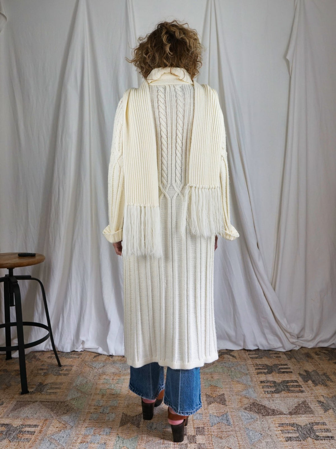 Vintage Vanilla Long Cable Knit Sweater-closiTherapi | vinTage