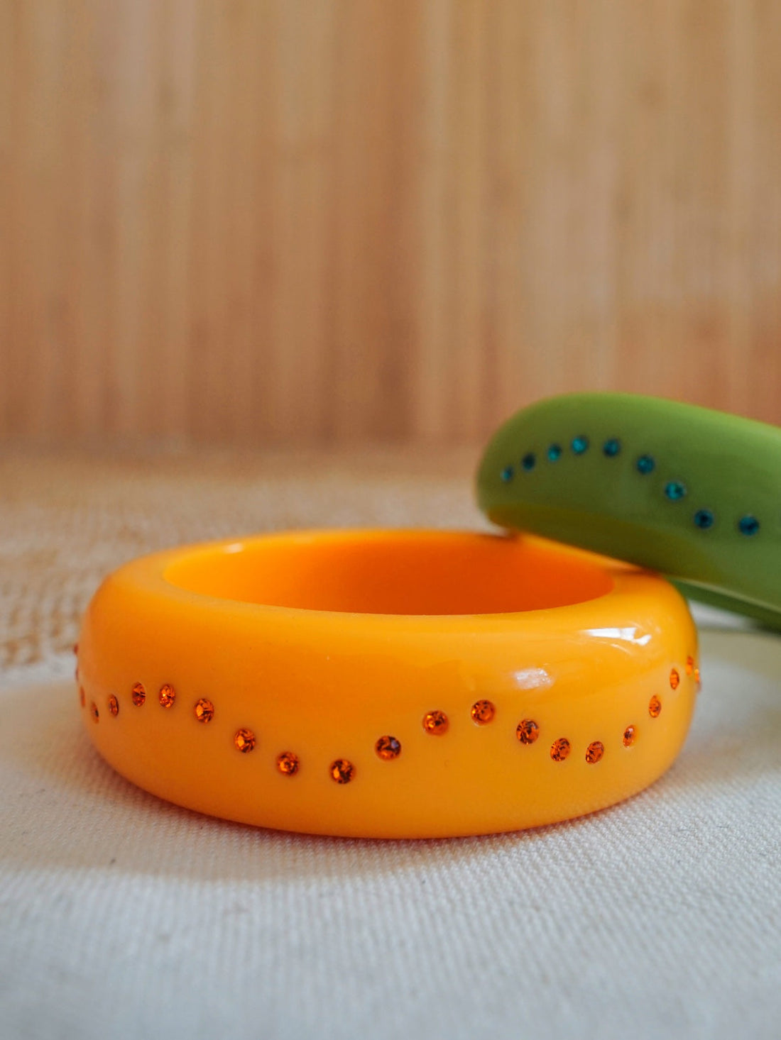 60's Lucite Bangle Bracelet Set-closiTherapi | vinTage