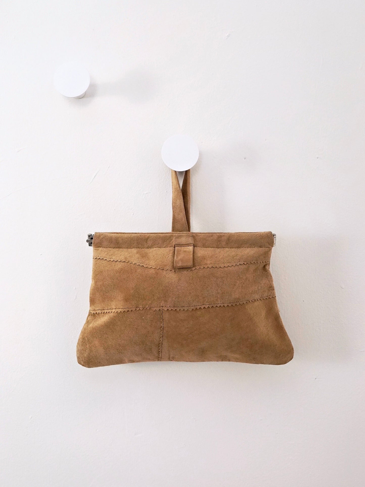 70's Suede Wristlet Bag-closiTherapi | vinTage