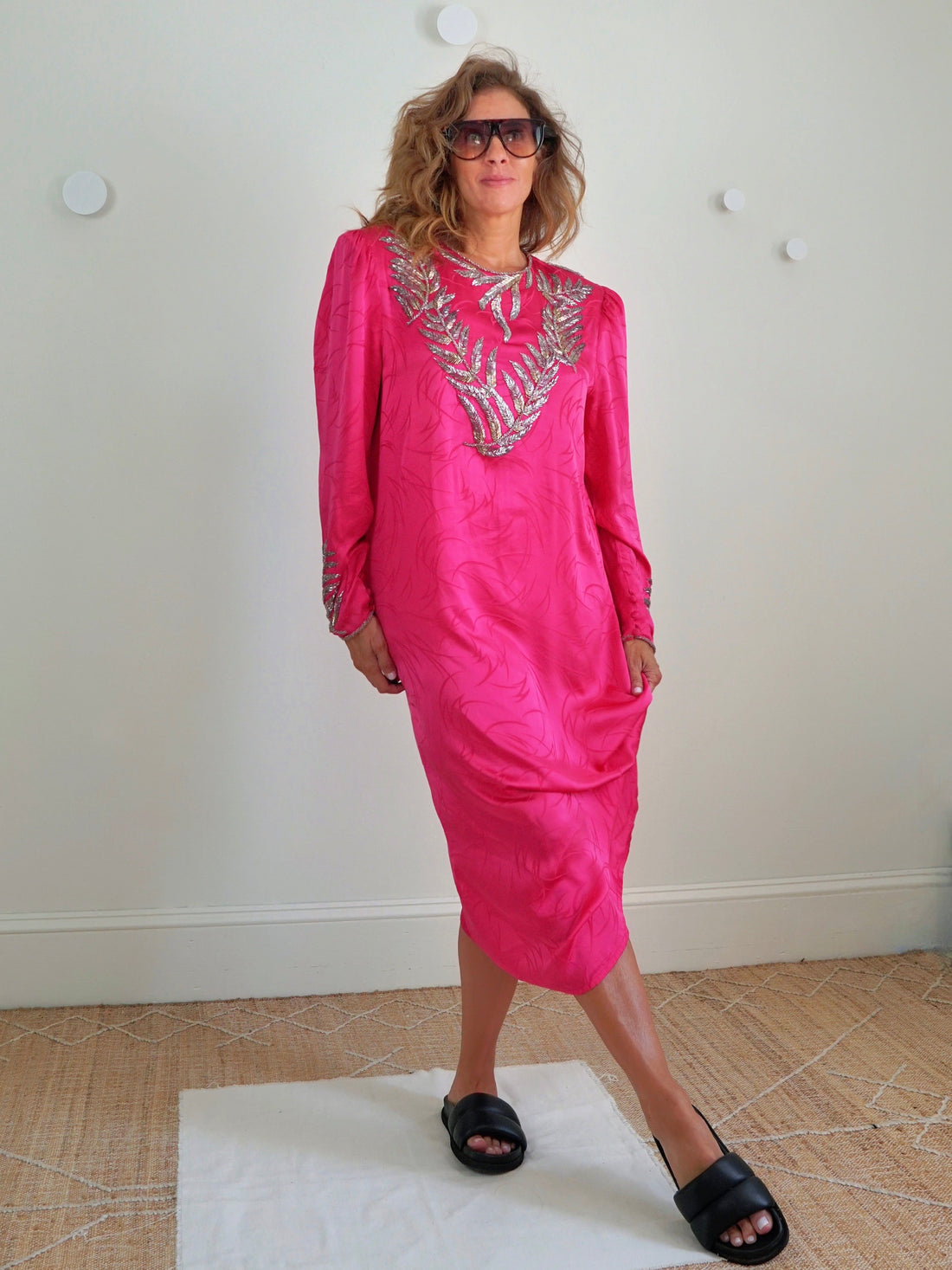 80's Pink Silk Leaf Motif Dress-closiTherapi | vinTage