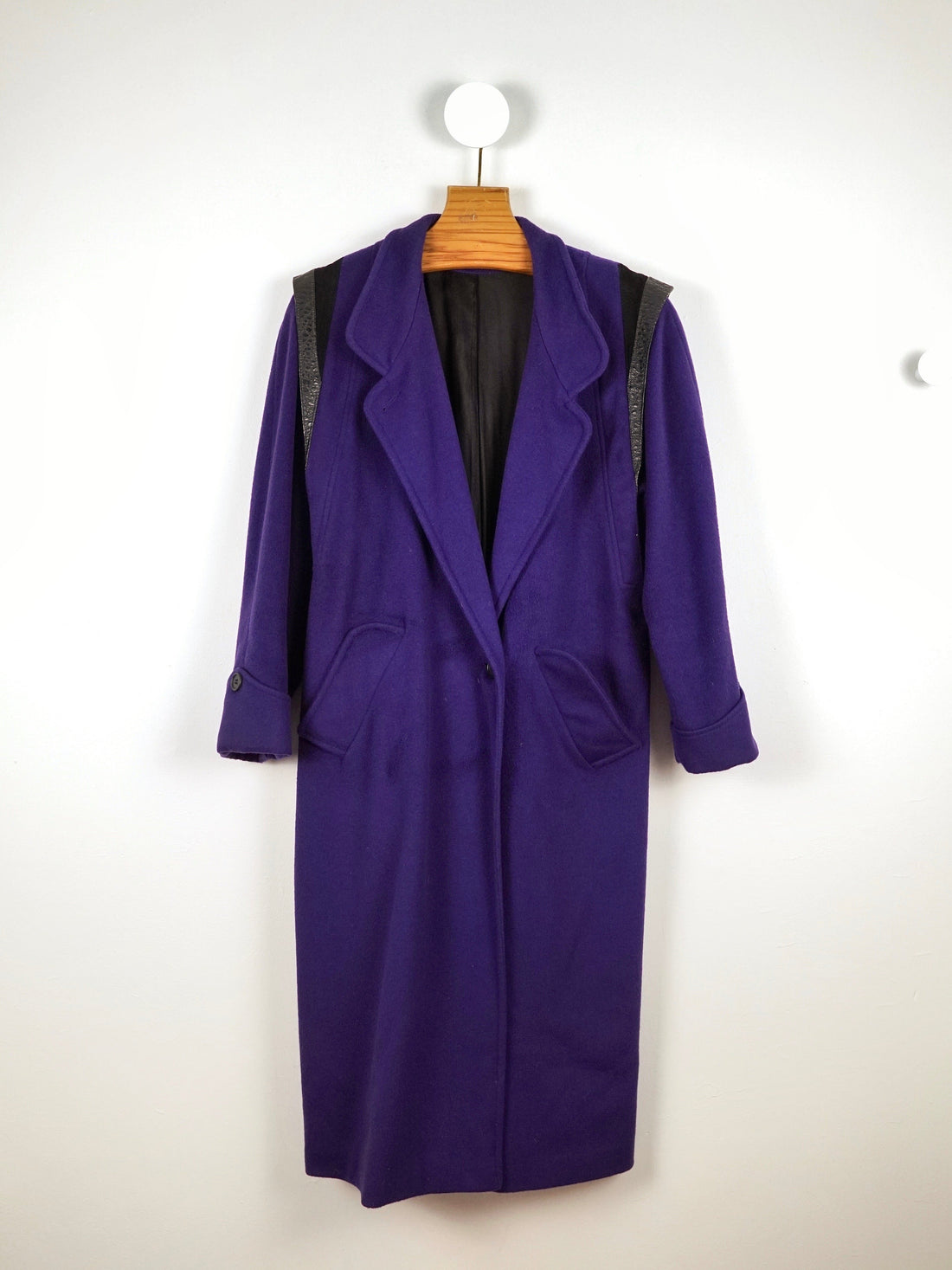 80's Purple Wool Structured Shoulder Coat-closiTherapi | vinTage