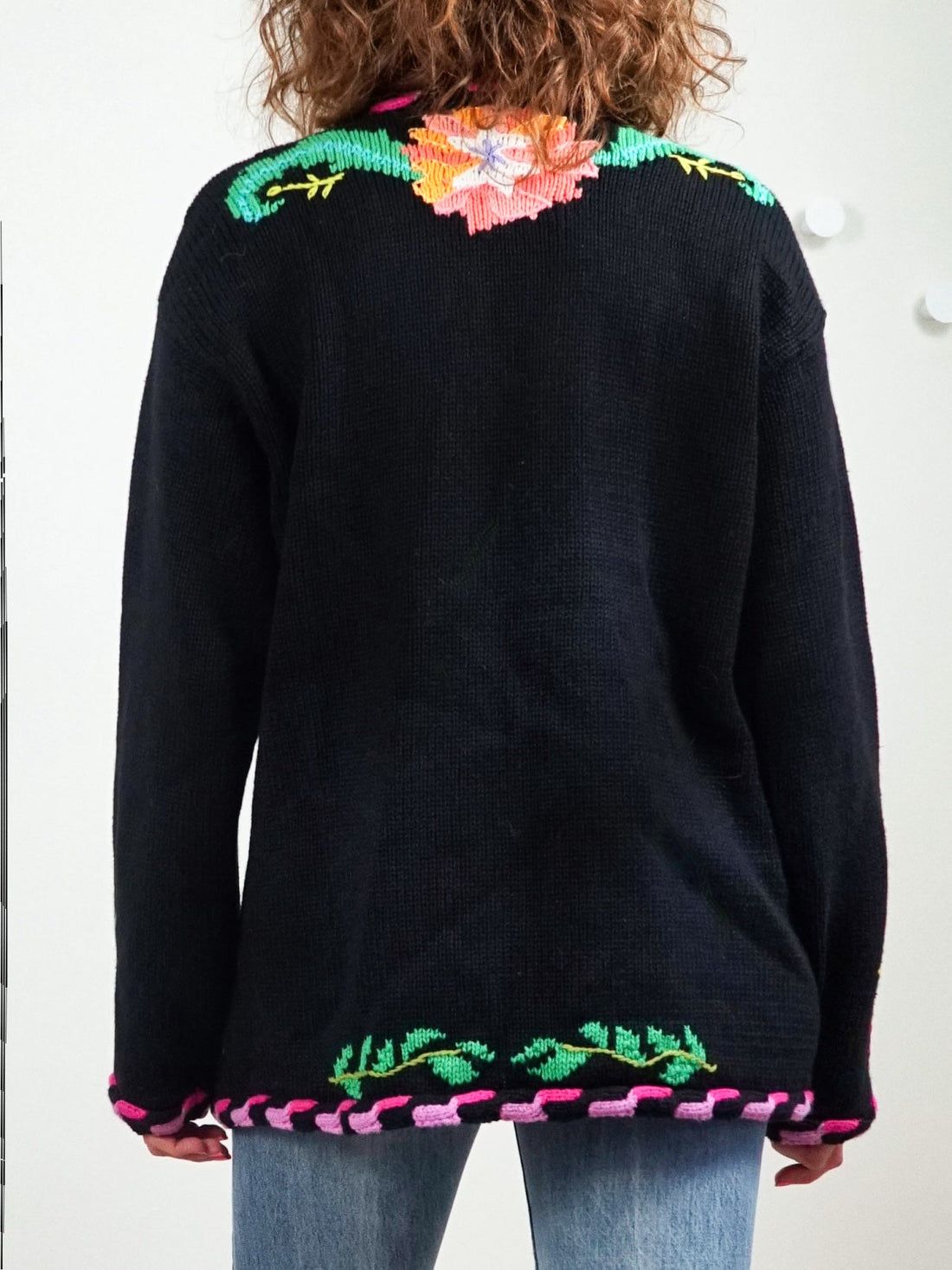 90's Floral Handknit Sweater-closiTherapi | vinTage