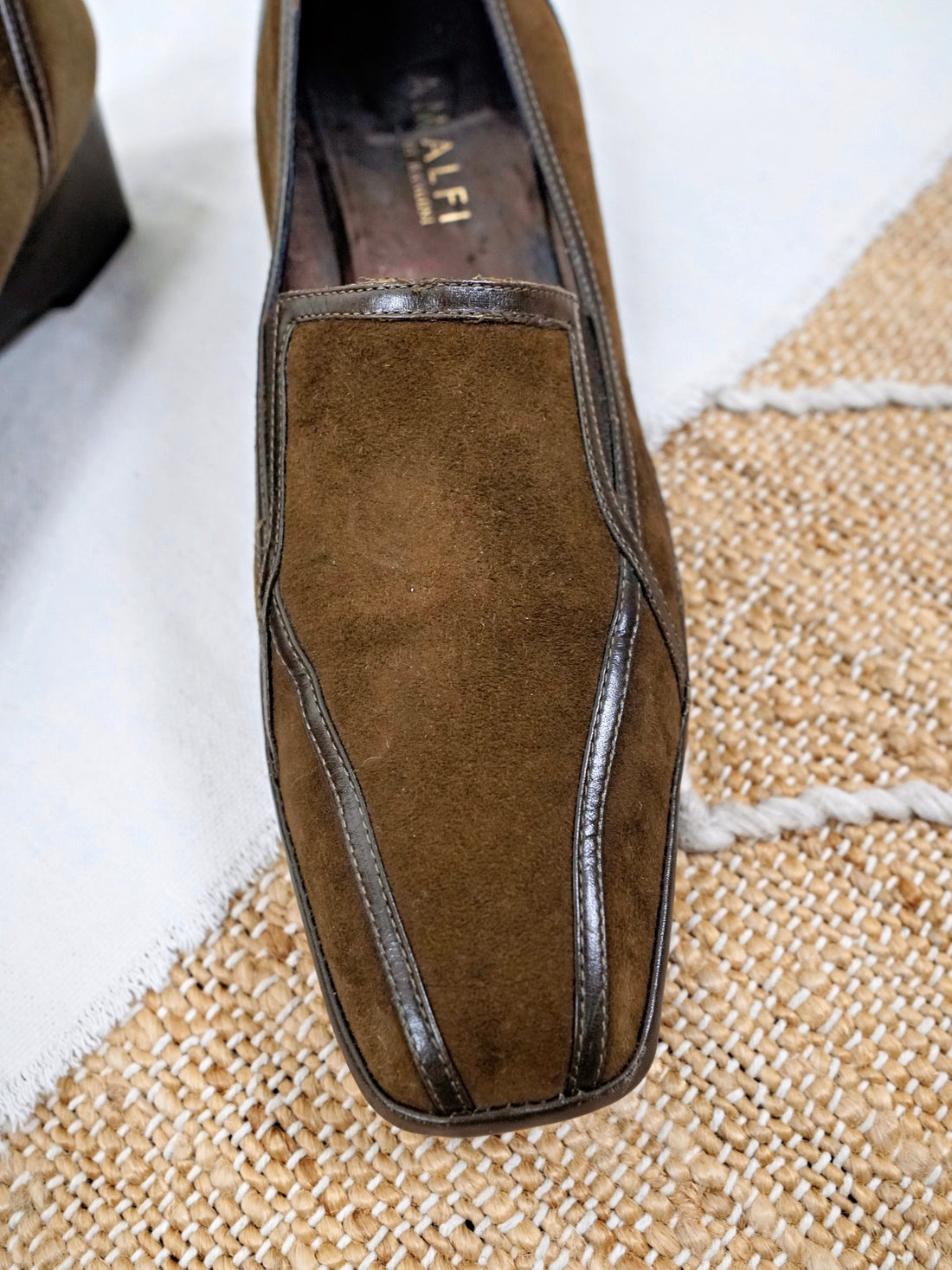Amalfi by Rangoni Olive Suede Shoes | 10 N-closiTherapi | vinTage