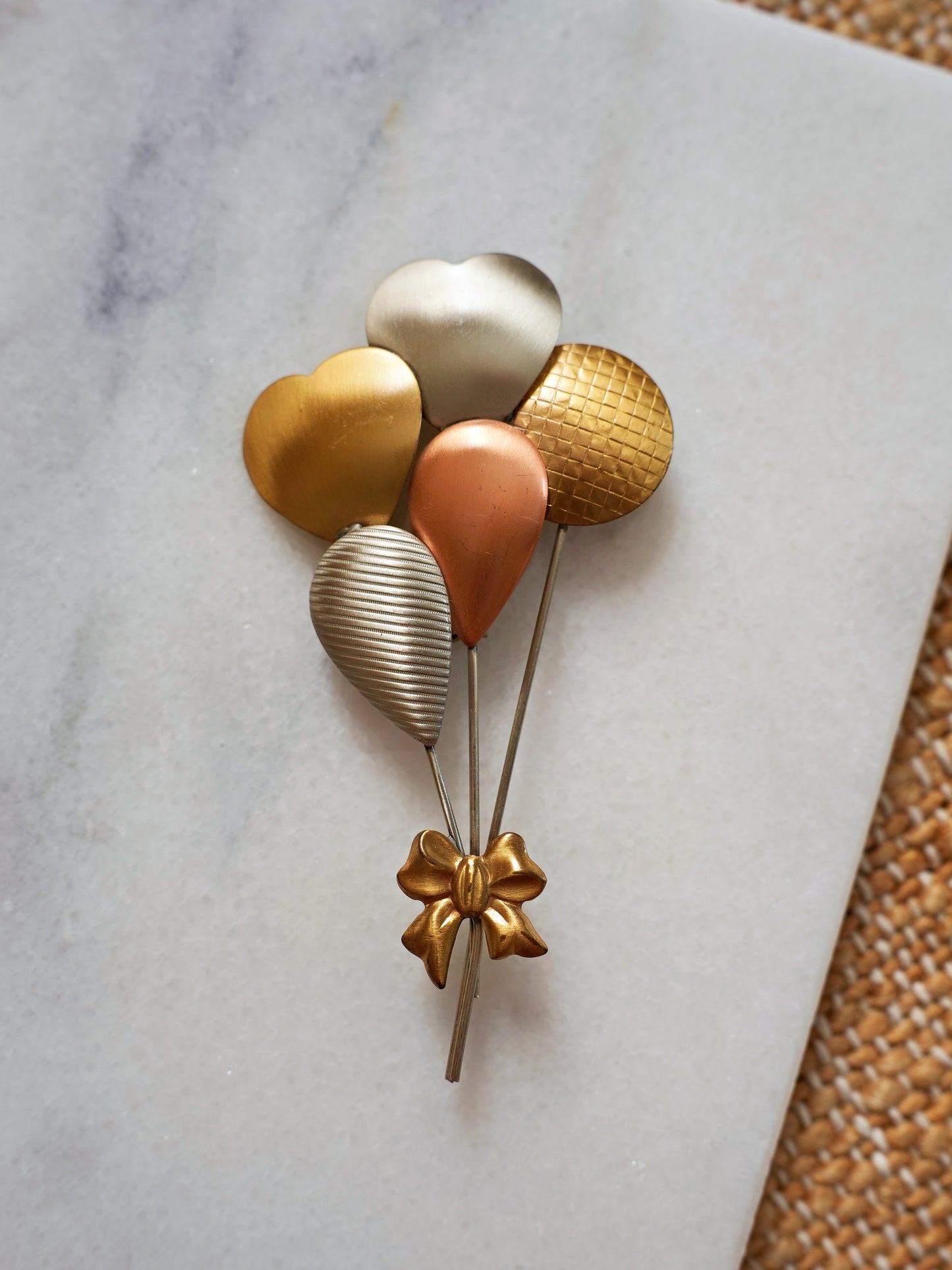 Vintage 80's Balloon Brooch-closiTherapi | vinTage