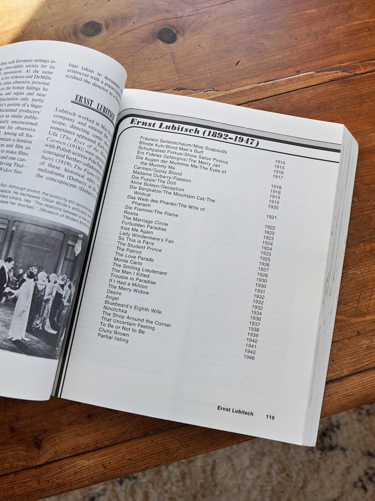 Vintage 70's A History Of Films Book-closiTherapi | vinTage