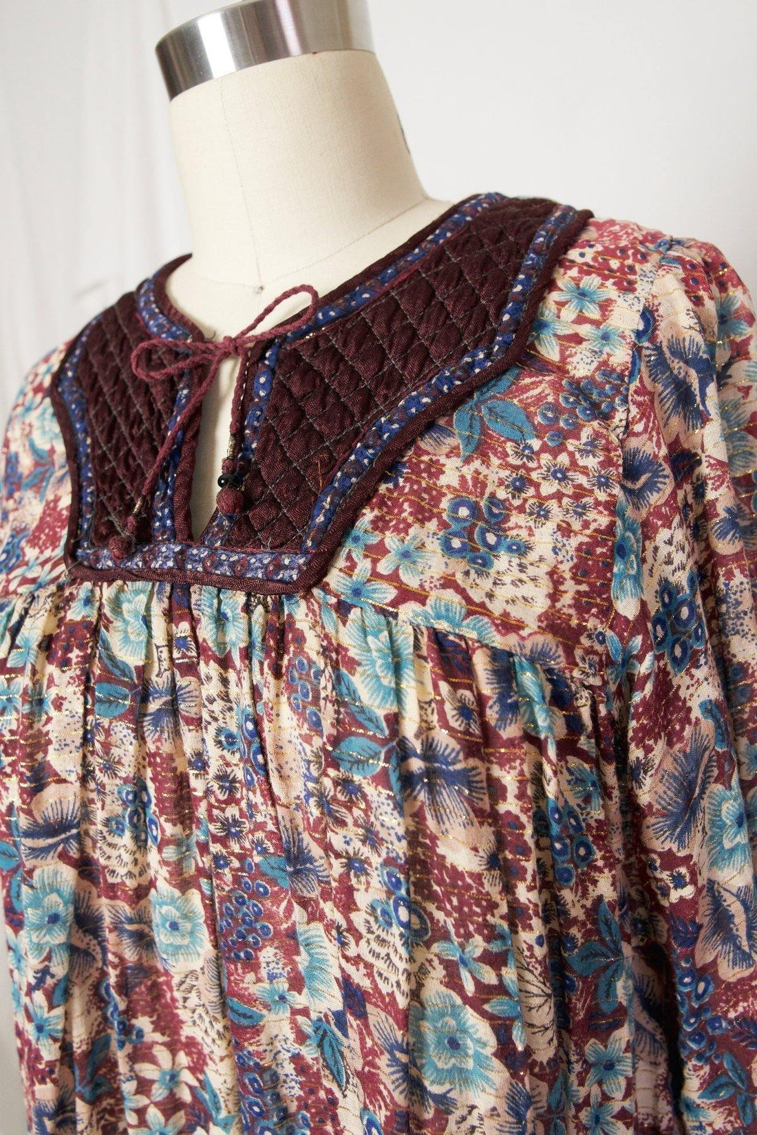 Vintage 70's Gauze Floral Dress-closiTherapi | vinTage