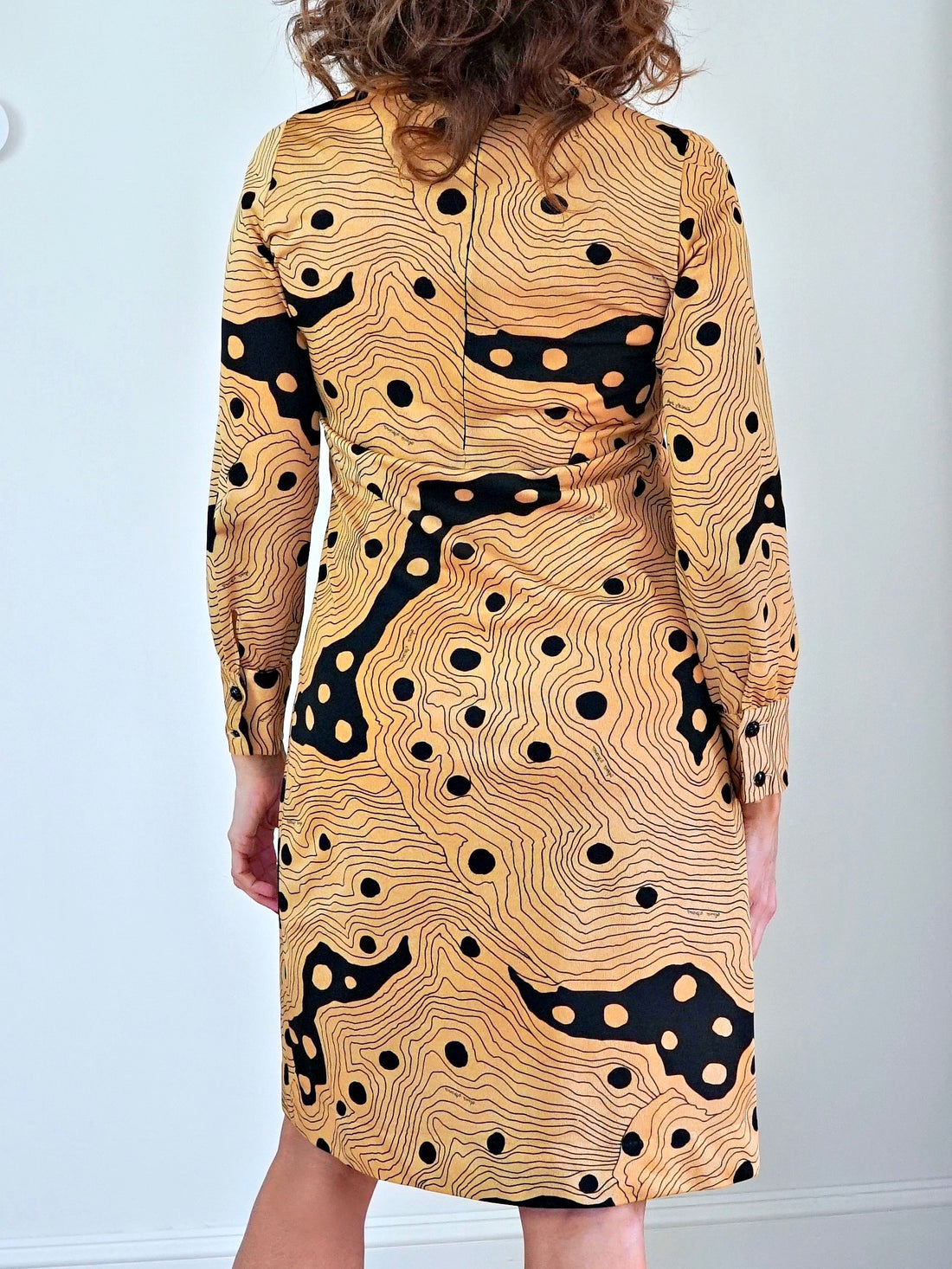 Vintage 70's Turmeric Abstract Dress-closiTherapi | vinTage