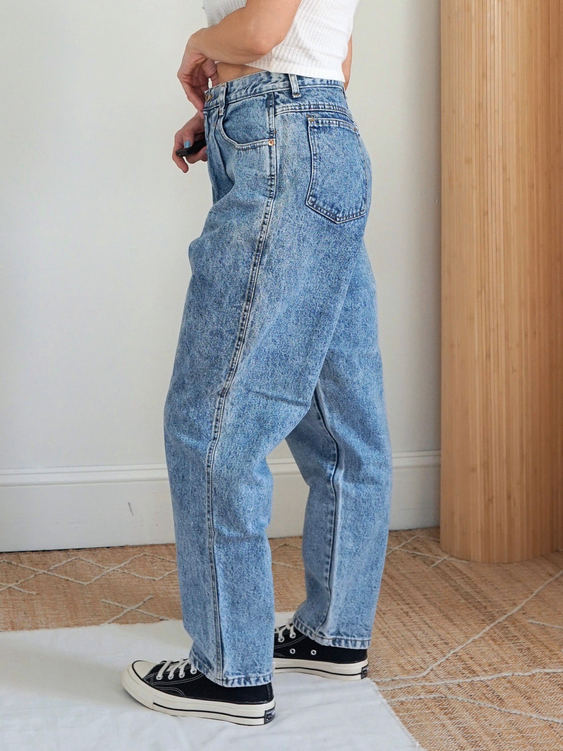 Vintage 80's Acid Wash Barrel Jeans - 28" Waist-closiTherapi | vinTage
