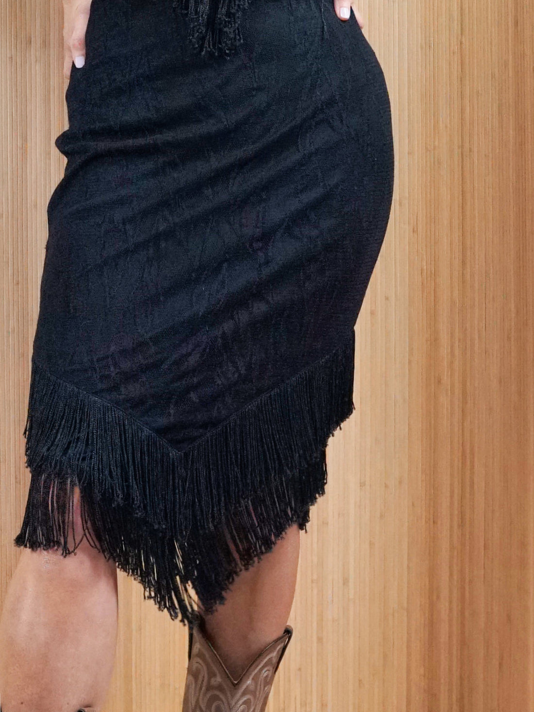 Vintage 80's Black Lace Fringe Dress-closiTherapi | vinTage