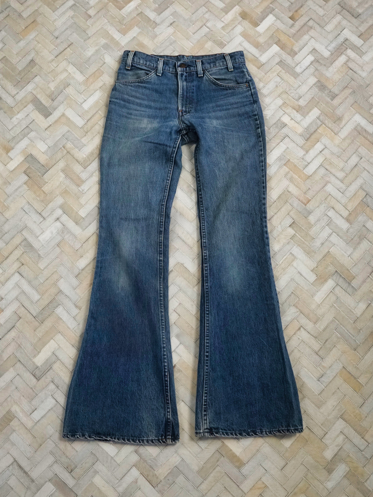 Vintage 80's Levi's 684 Orange Tab Bell Jeans - 28