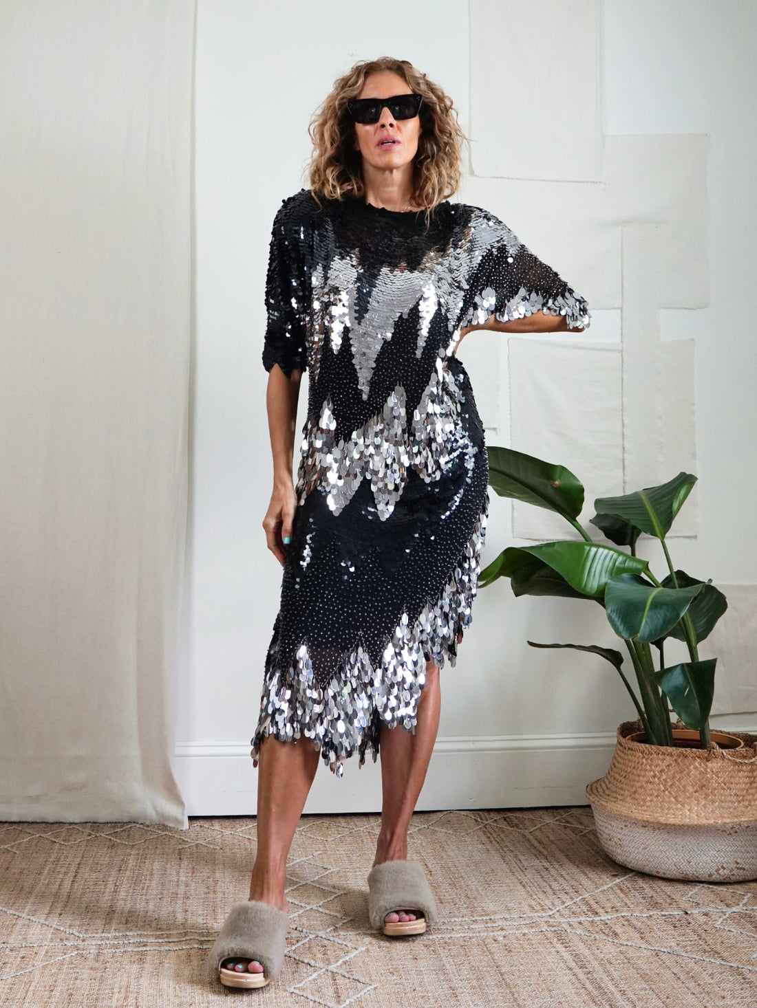 Vintage Black Silk Silver Sequin Dress-closiTherapi | vinTage