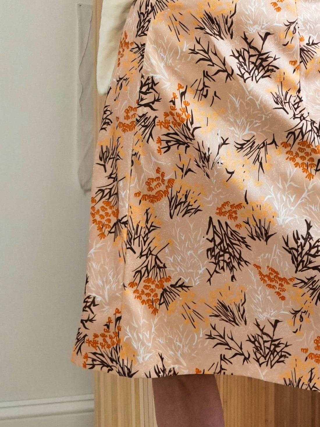 Vintage Cantaloupe Floral Skirt-closiTherapi | vinTage