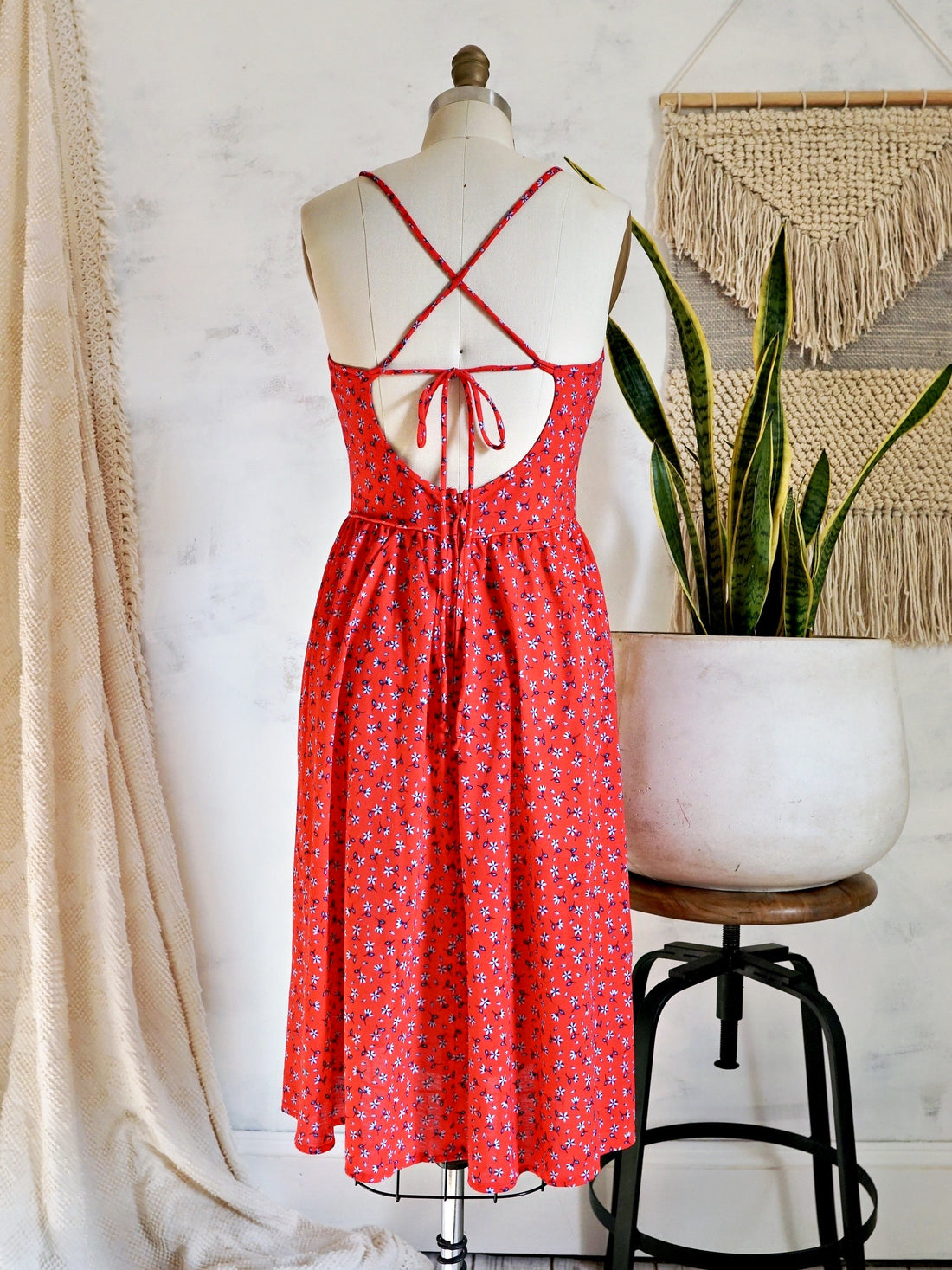 Vintage Floral Tie Back Dress-closiTherapi | vinTage