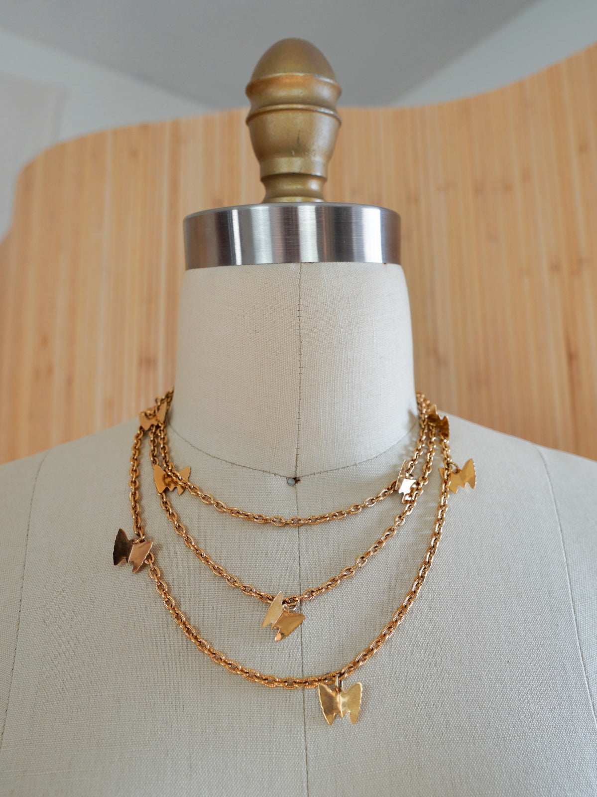 Vintage Golden Butterfly Necklace-closiTherapi | vinTage