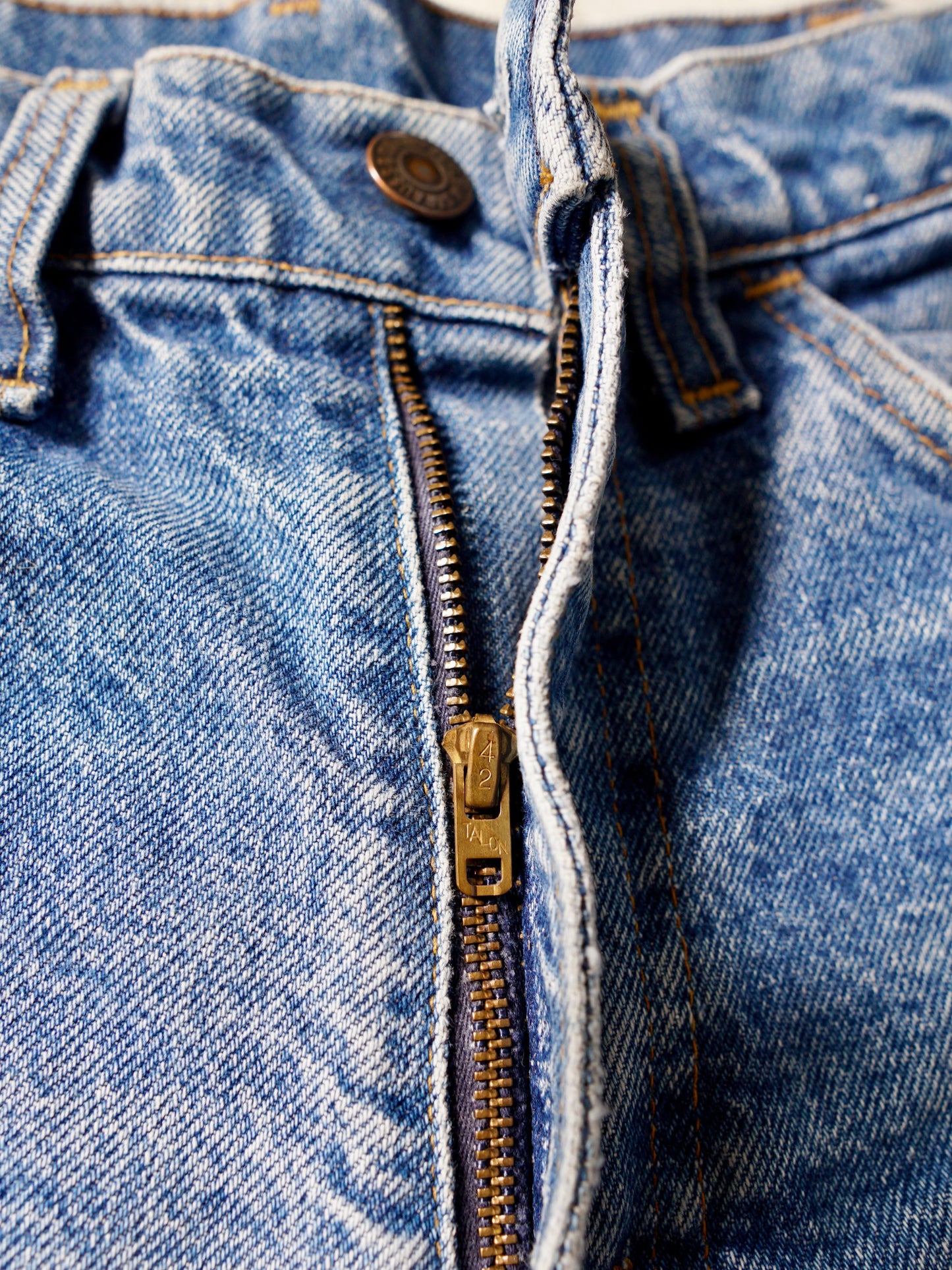Vintage Levi's Denim Cut Off Jean Shorts - 28