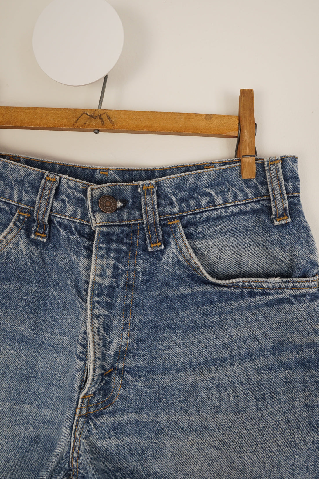 Vintage Levi's Denim Cut Off Jean Shorts - 28" Waist-closiTherapi | vinTage