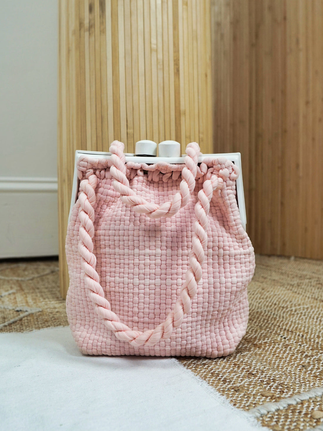 Vintage Pink Woven Kisslock Bag-closiTherapi | vinTage