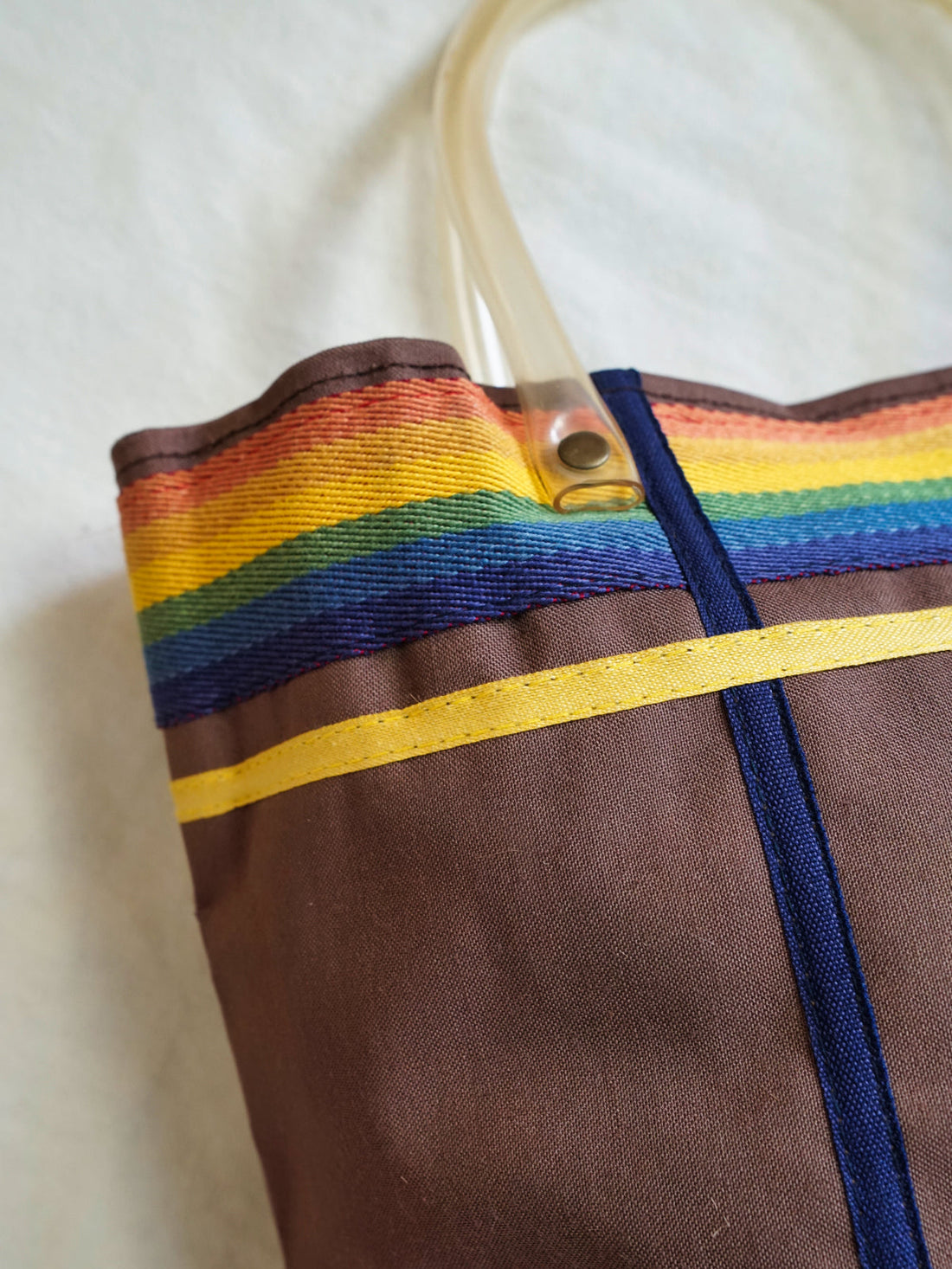 Vintage Rainbow Tube Handle Tote-closiTherapi | vinTage