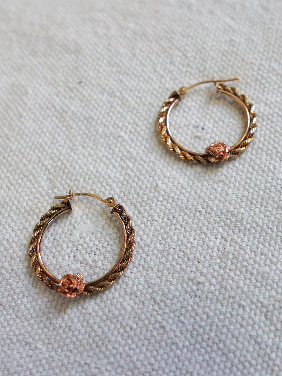 Vintage Rosebud 10k Gold Braided Hoop Earrings-closiTherapi | vinTage