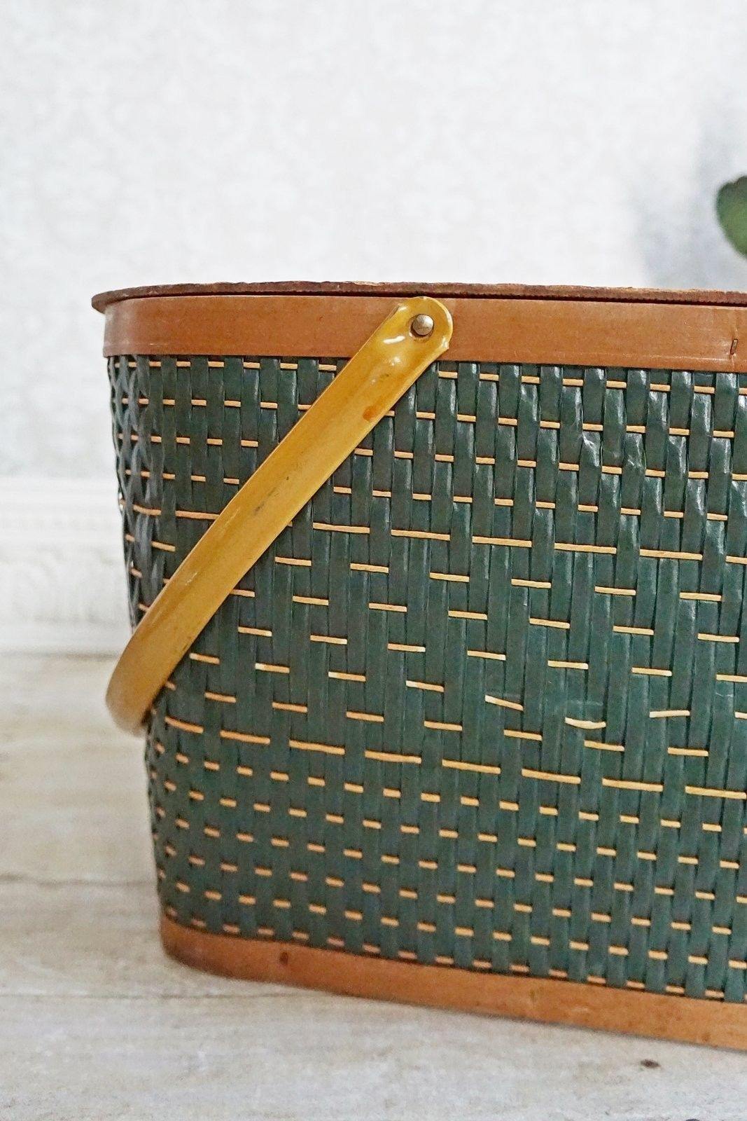 50's Wood Woven Picnic Basket-closiTherapi | vinTage