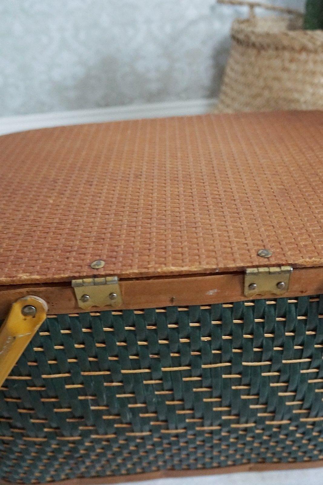 50's Wood Woven Picnic Basket-closiTherapi | vinTage