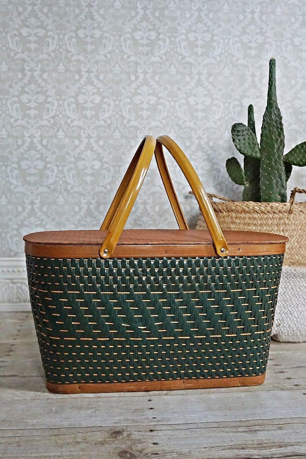 50's Wood Woven Picnic Basket-closiTherapi | vinTage