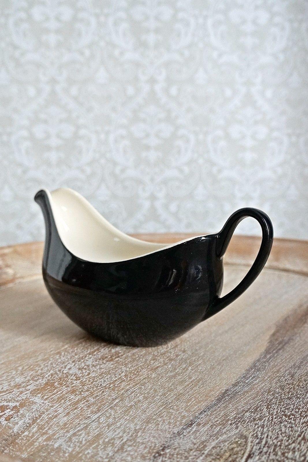 Avant Garde Gravy Server-closiTherapi | vinTage