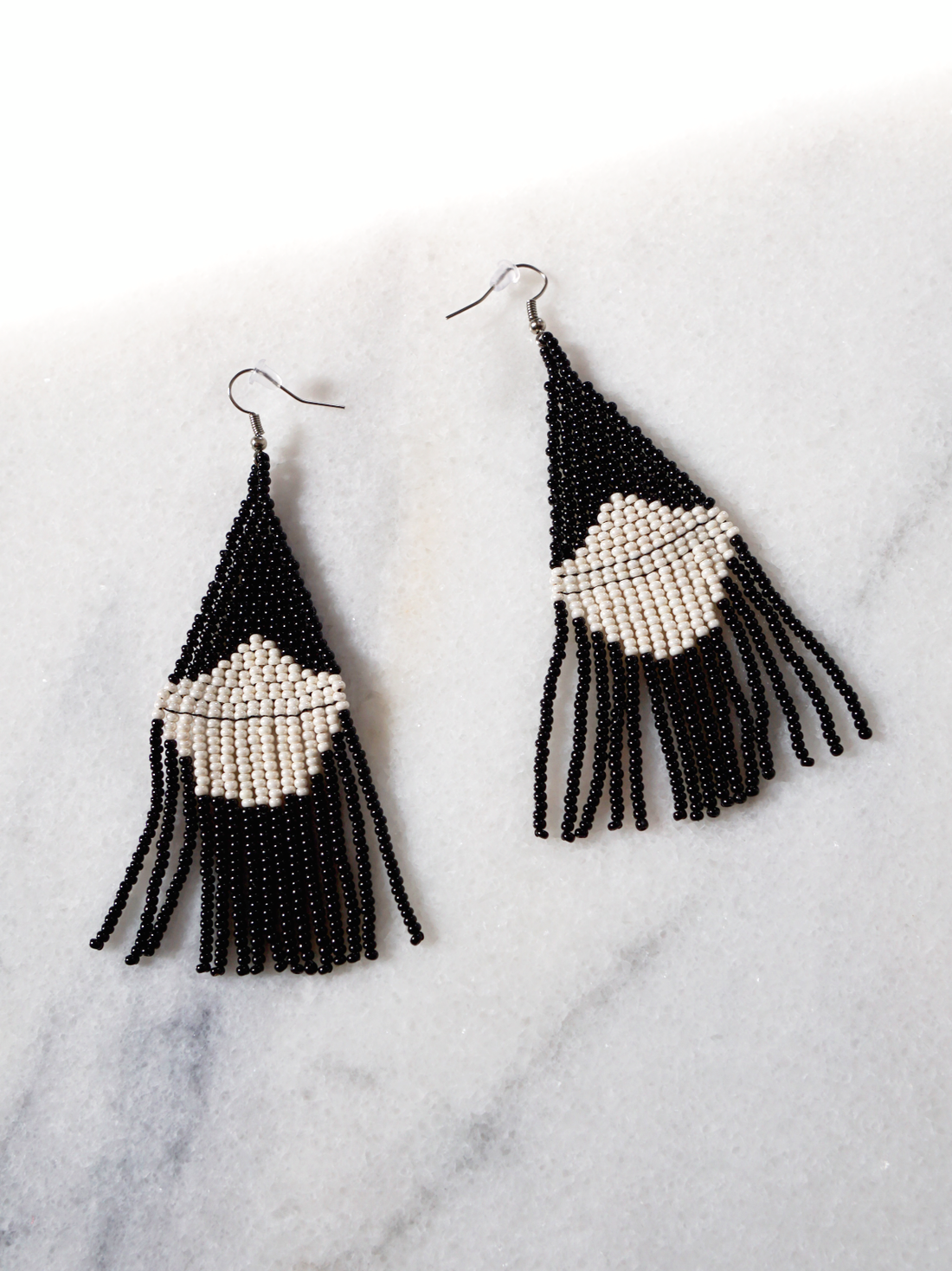 Beaded Fringe Earrings In Contrast-closiTherapi | vinTage