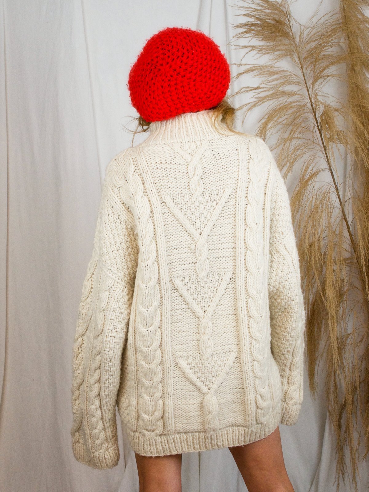 Chunky Wool Cable Knit Sweater – therapi