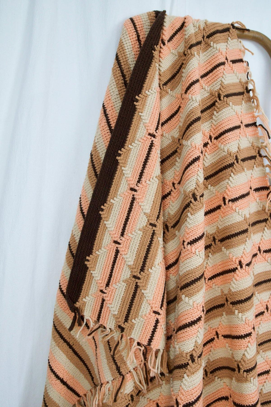 Handknit Desert Fringe Blanket-closiTherapi | vinTage