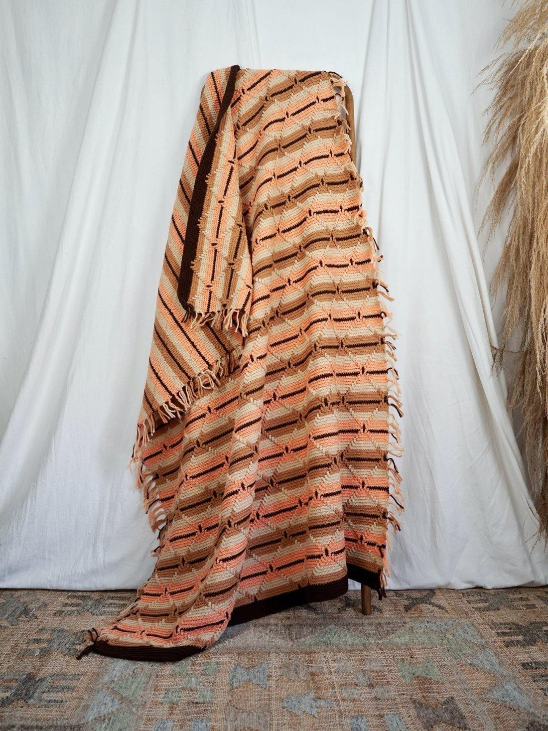 Handknit Desert Fringe Blanket-closiTherapi | vinTage