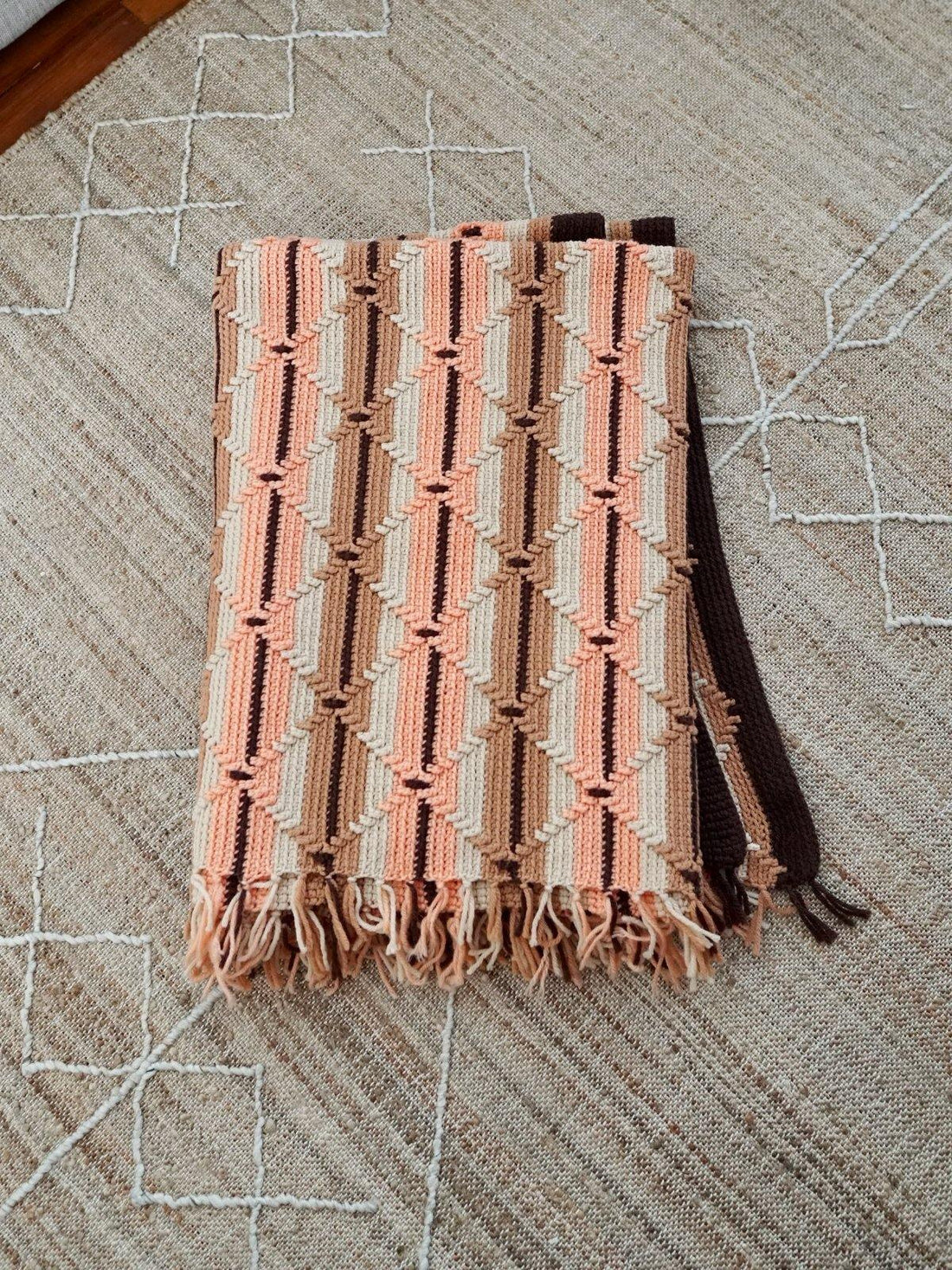 Handknit Desert Fringe Blanket-closiTherapi | vinTage