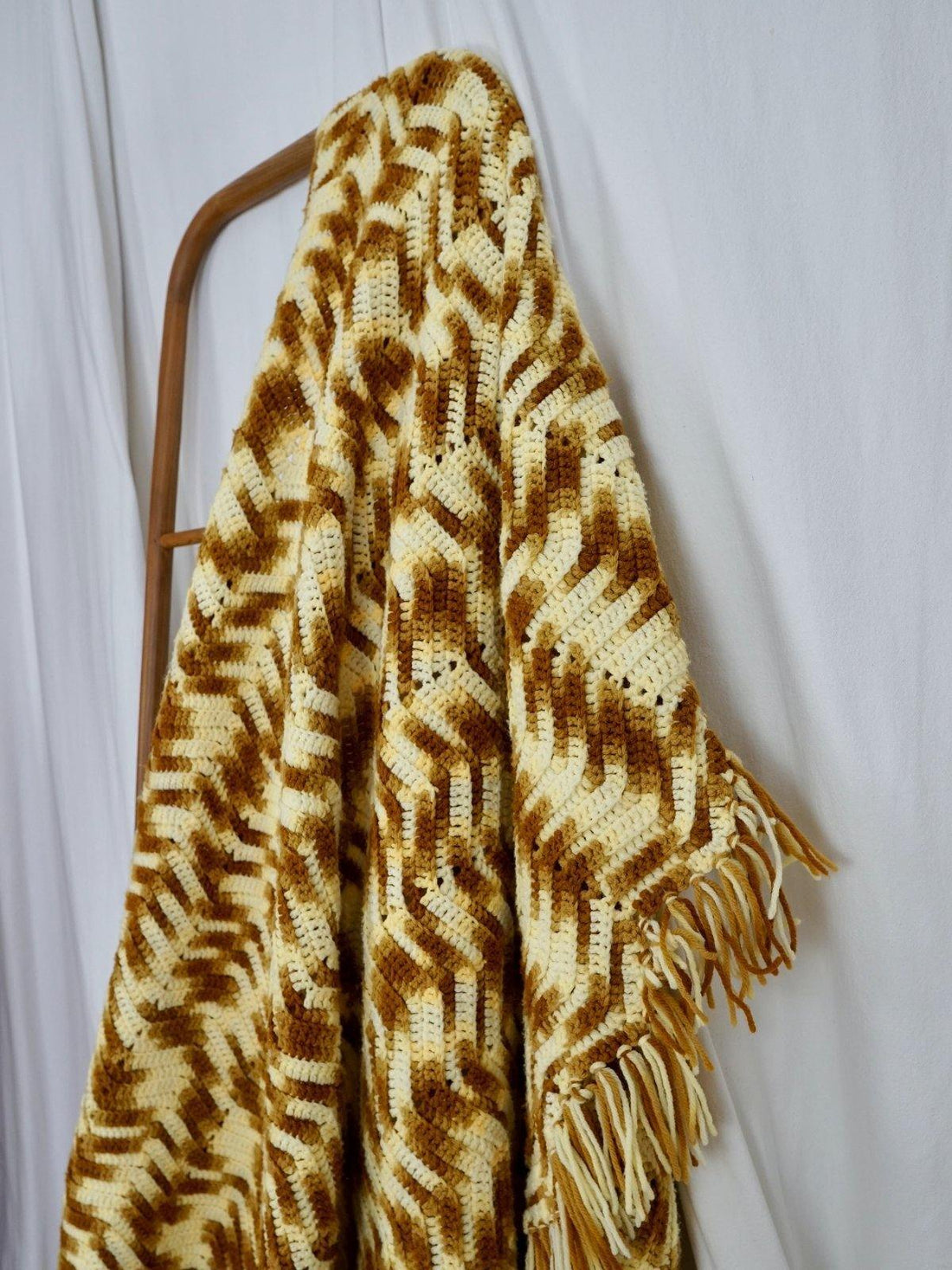 Handknit Tuscan Sun Chevron Blanket-closiTherapi | vinTage